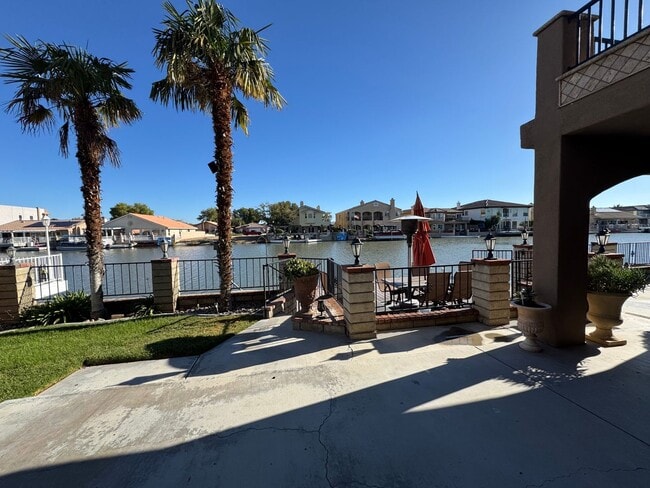Building Photo - Stunning Waterfront Home in Spring Valley ...