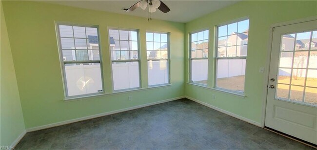 Building Photo - 2145 Bellflower Wy