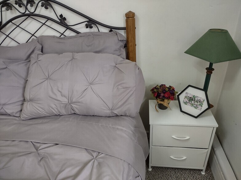 Building Photo - 2223 S Garnet St