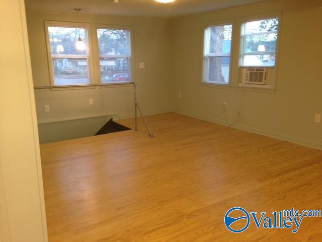 Building Photo - 719 5th Ave SE