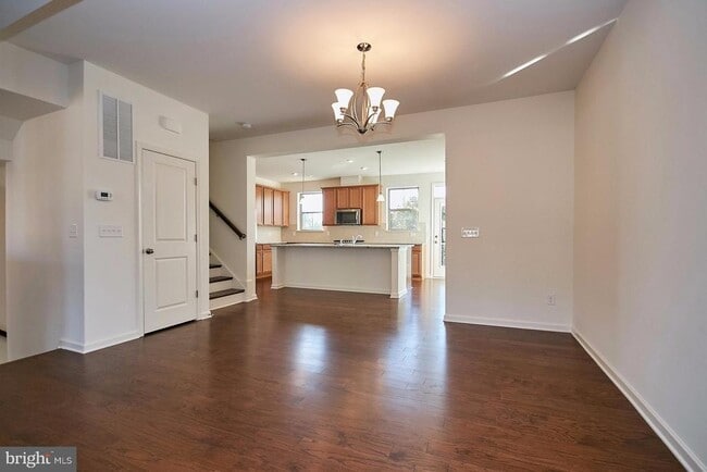 Building Photo - 43428 Robey Sq