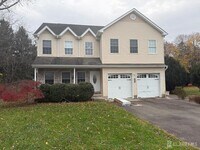 Building Photo - 555 Georges Rd