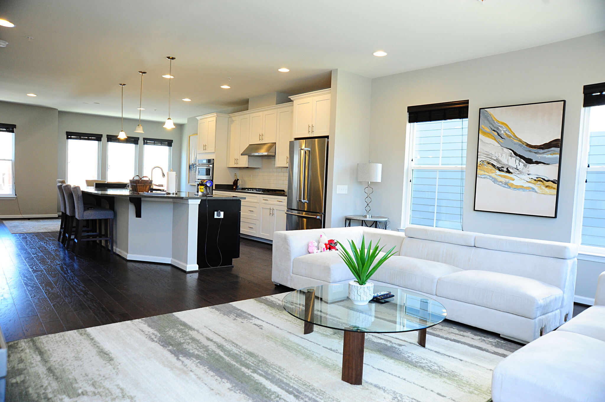 Family Room &amp; Kitchen - 3969 Norton Place