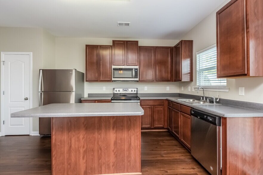 Building Photo - 793 Lobdale Falls Dr