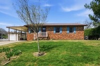 Building Photo - 392 Minga Rd