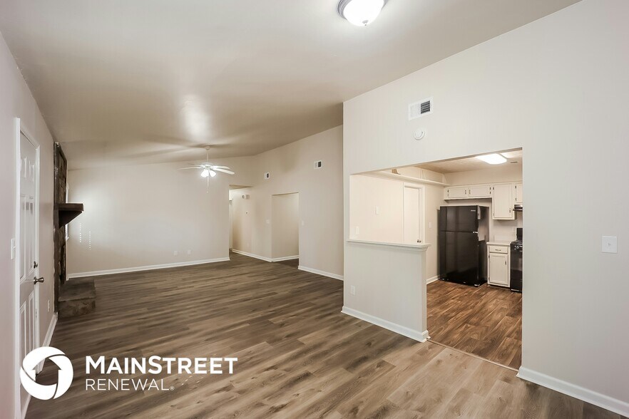 Building Photo - 380 Fleming Ct