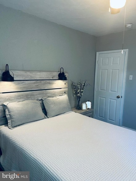 Building Photo - 429 N 40th St