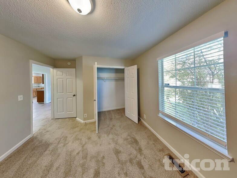 Building Photo - 1135 Mahogany Trail