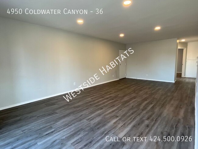 Building Photo - 4950 Coldwater Canyon Ave