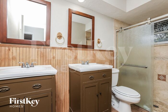 Building Photo - 12 Heritage Cove Ct