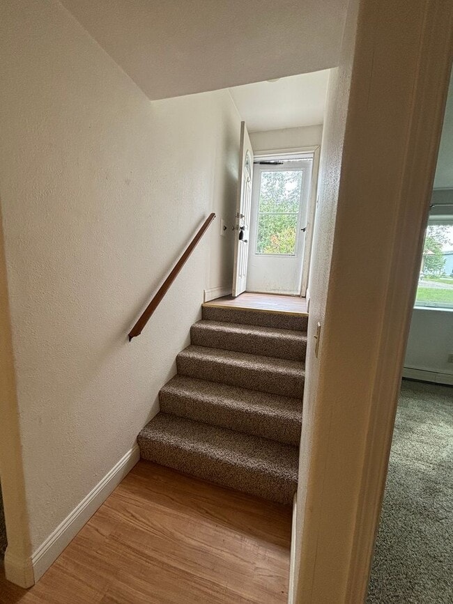 Building Photo - 2406 Mercier St