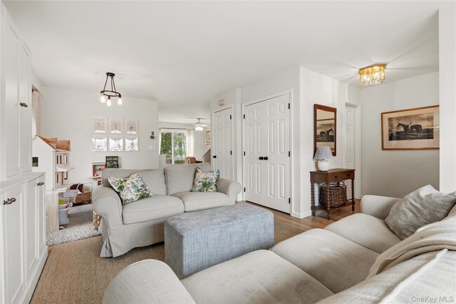 Building Photo - 357 Midland Ave