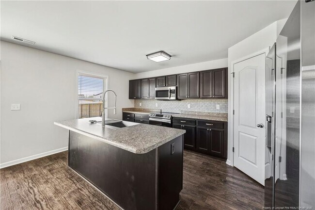 Building Photo - 34 Merlin Ct