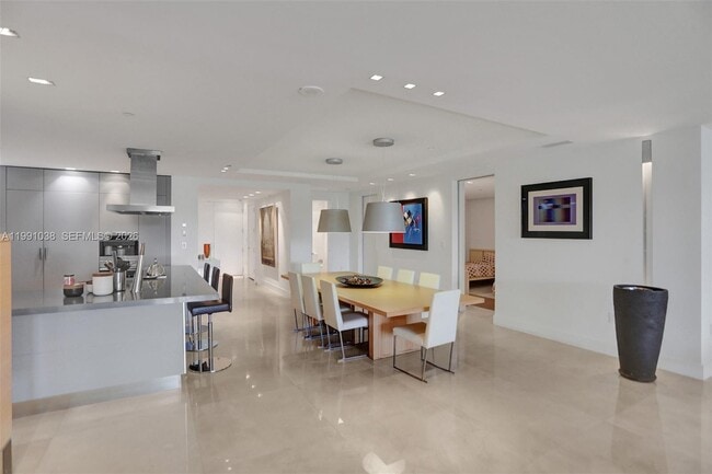 Building Photo - 3535 Hiawatha Ave