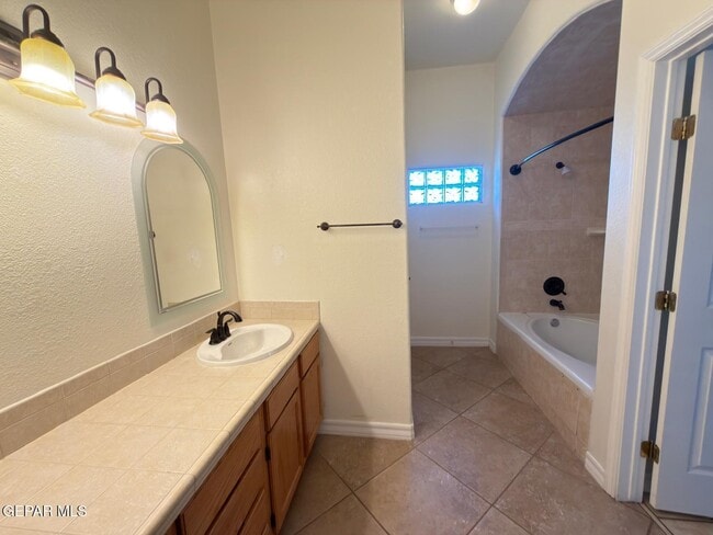 Building Photo - 5466 Buffalo Creek Dr