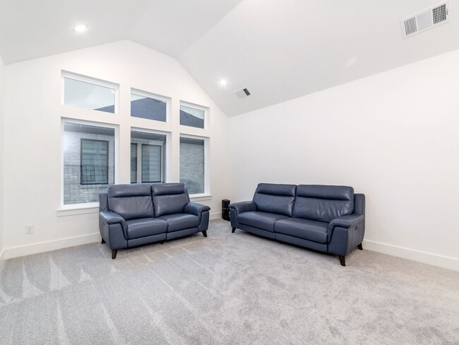 Building Photo - Luxurious 5-Bedroom Smart Home with Media ...