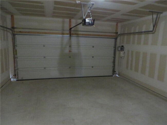 Building Photo - 1200 Ferryman Dr