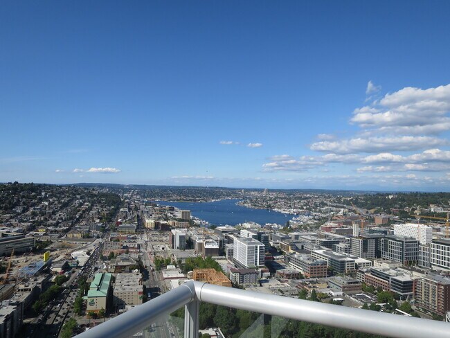 Building Photo - Insignia Condominiums ~ South Lake Union/B...