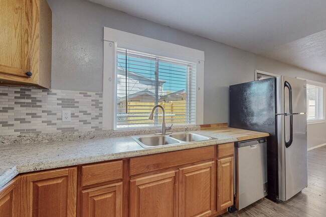 Building Photo - North Valley Casita 2 Bedroom 1 Bath