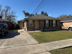 Building Photo - 2621 Tupelo St