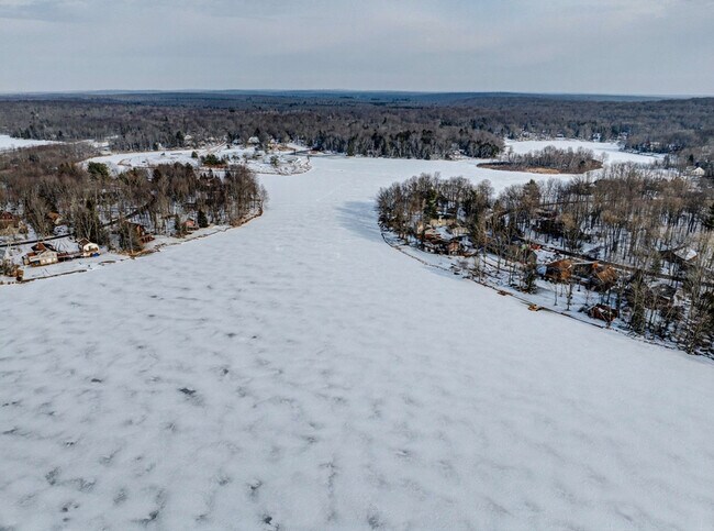 Building Photo - 3145 Ogontz Dr