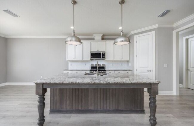 Building Photo - 77 Perimeter Pl