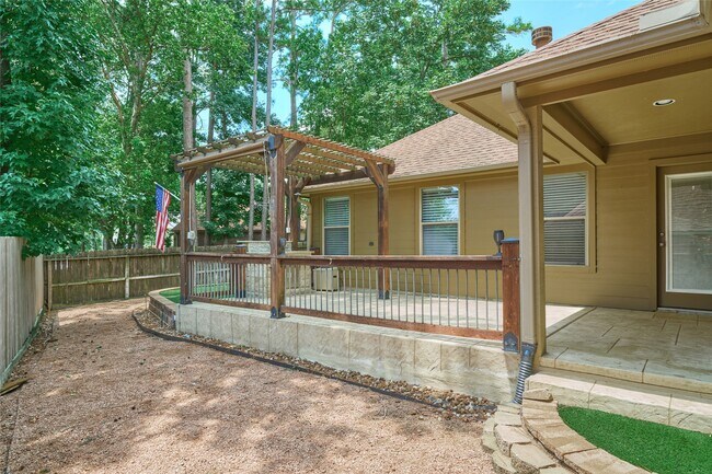 Building Photo - 13613 Vail Dr