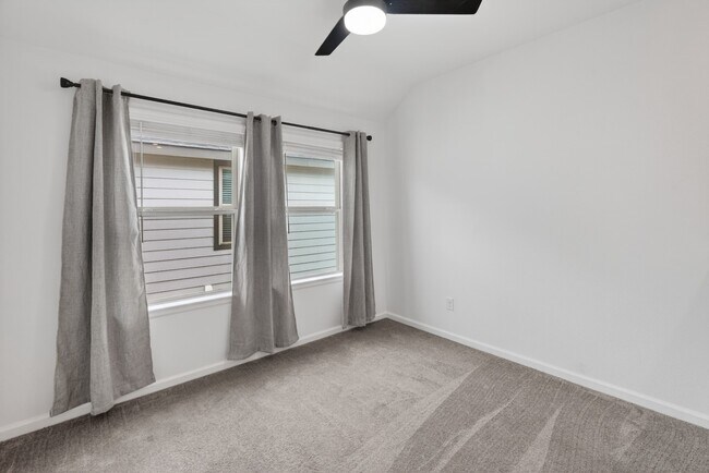 Building Photo - 5634 Amber Brook Ln