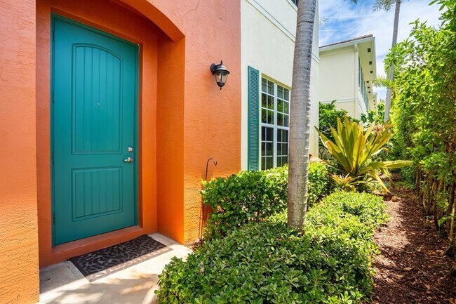 Primary Photo - 250 SW 7th Ct