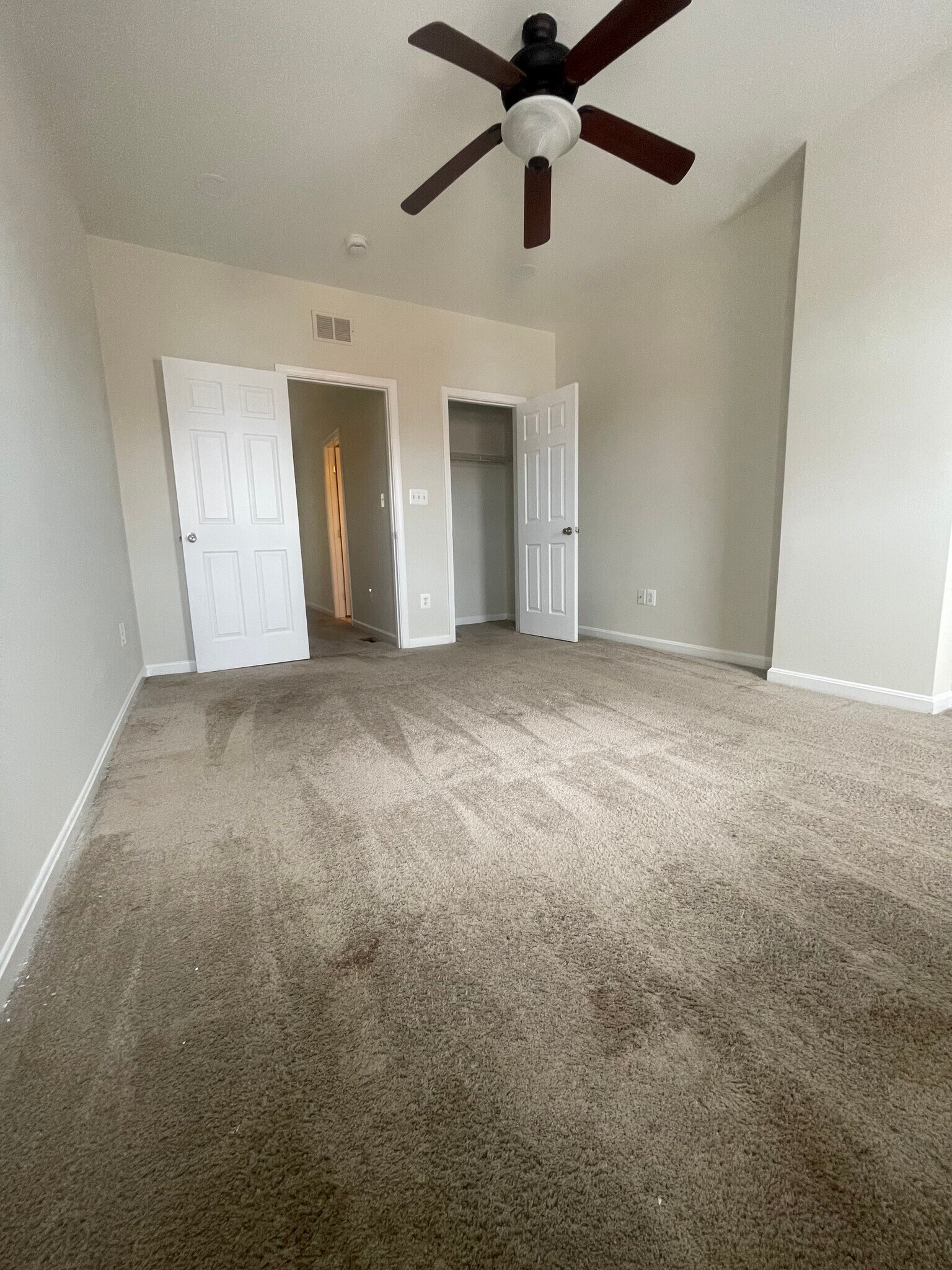 Bedroom 2 - 112 S Haven St