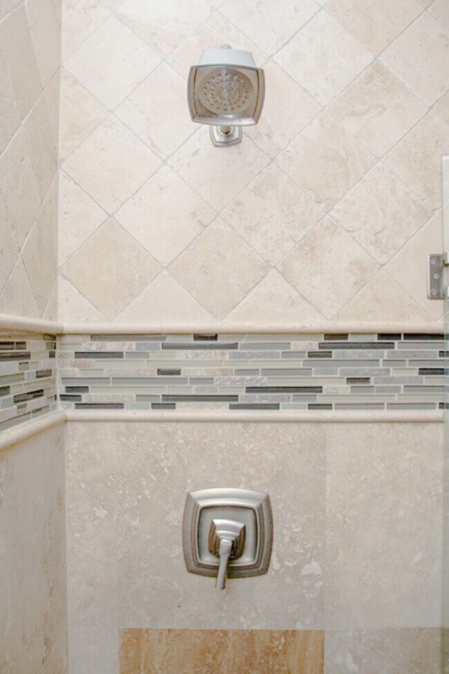 Building Photo - 10114 Kirkvale Dr