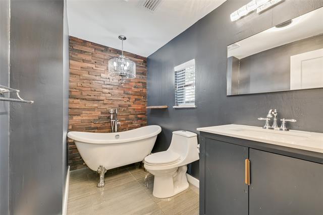 Building Photo - 6042 Belmont Ave