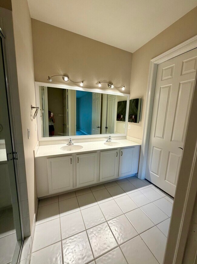 Building Photo - 499 Corte Madera Ln