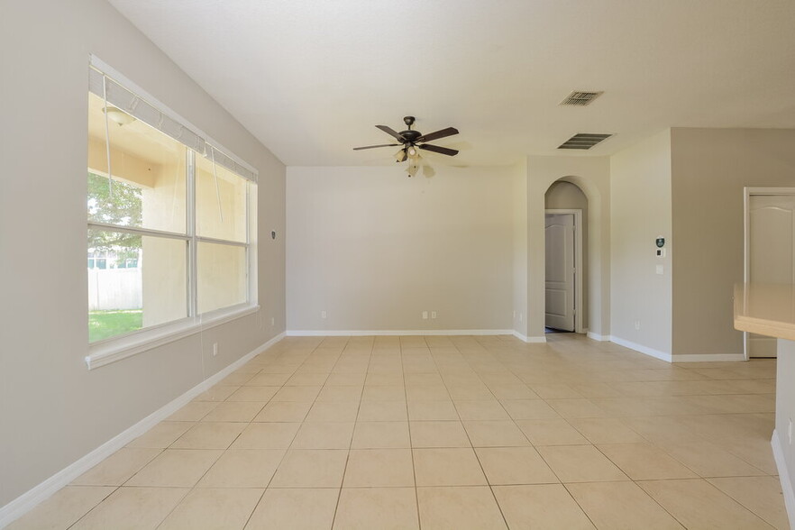 Building Photo - 1449 Madison Ivy Cir