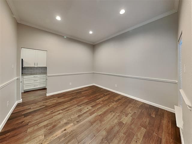 Building Photo - 2214 Frio Dr