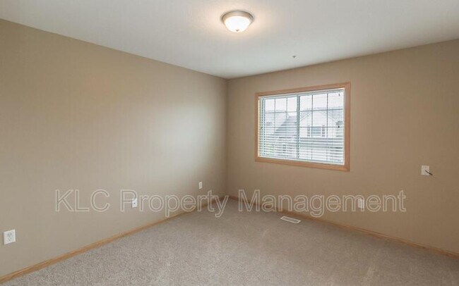 Building Photo - 8610 EP True Pkwy