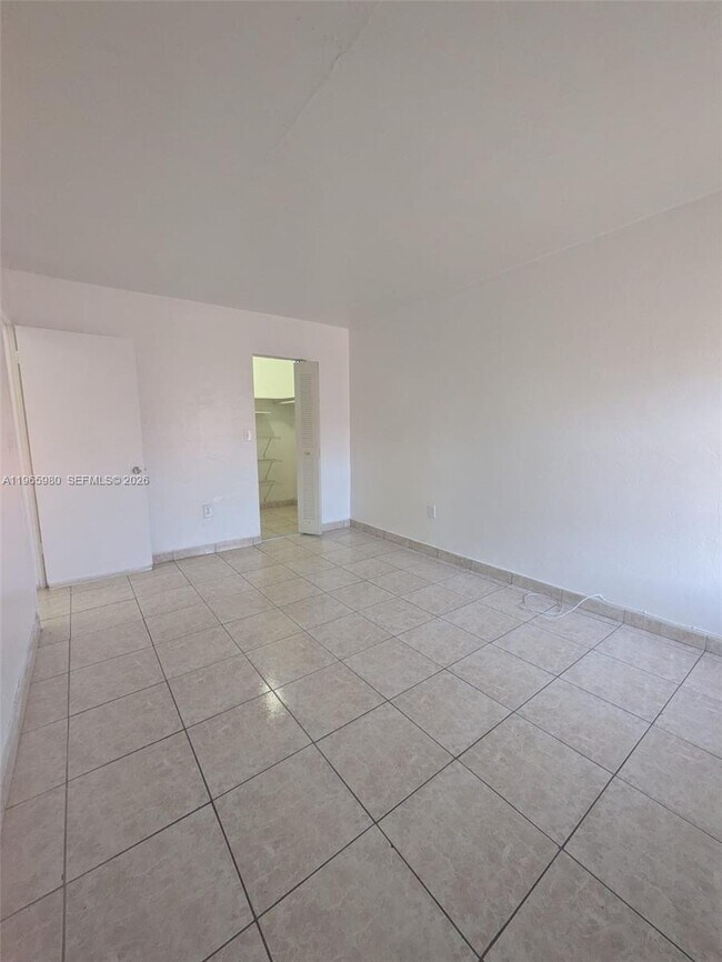 Building Photo - 6850 W 14th Ct