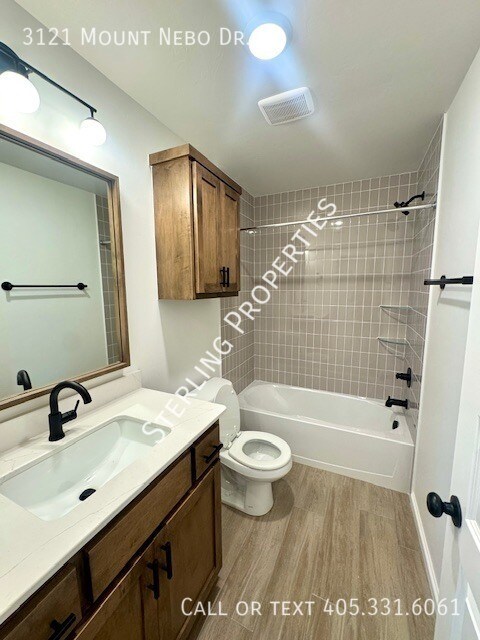 Building Photo - 3121 Mt Nebo Dr