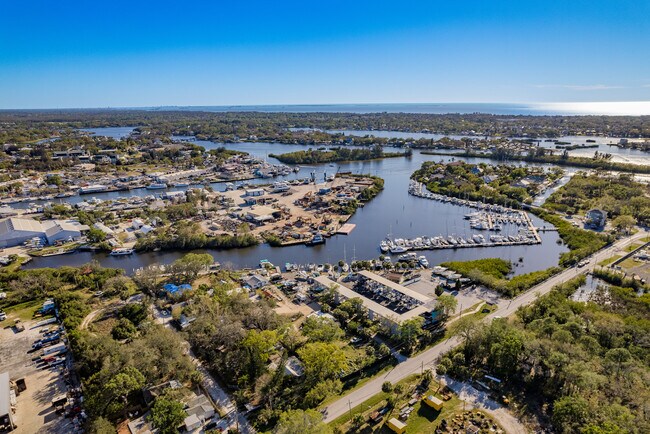 Building Photo - 102 Anclote Rd