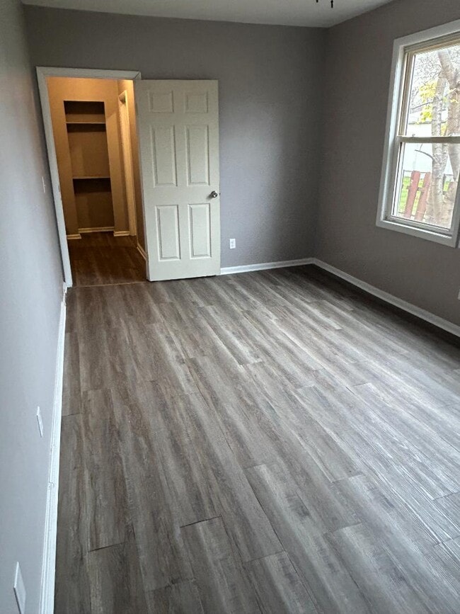 Building Photo - 1005 Bacon St