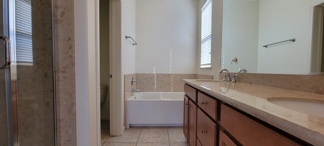 Building Photo - 2749 Ferrara Cir