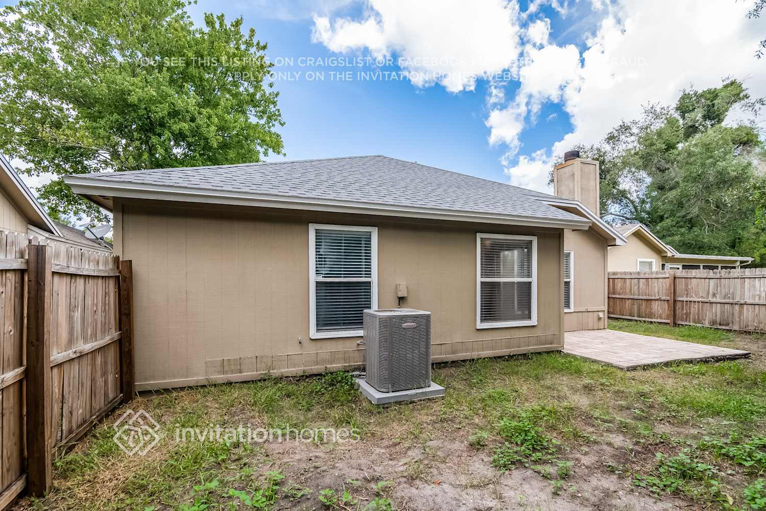 Building Photo - 12370 Carriann Cove Trail S