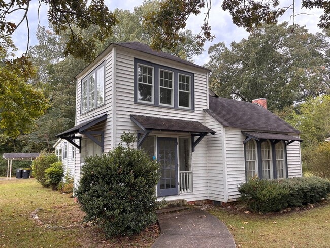 Building Photo - 3 Bedrooms, 1 Bathroom - West Rome House