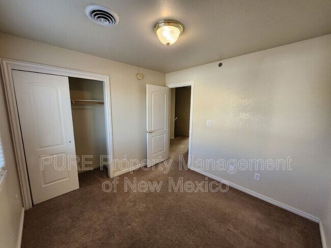 Building Photo - 3004 Calla Lilly Ln