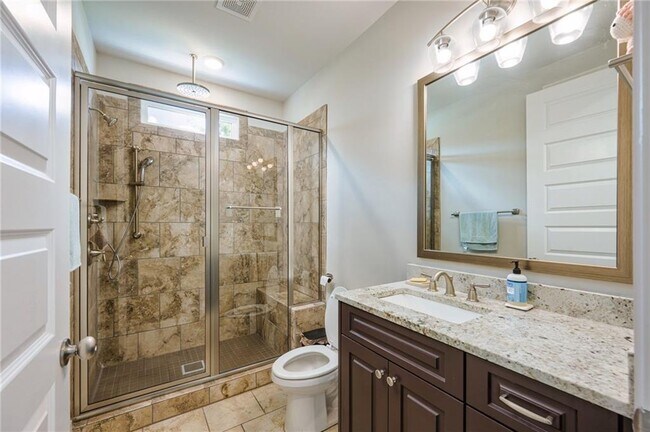 Building Photo - 513 Camden Hall Dr