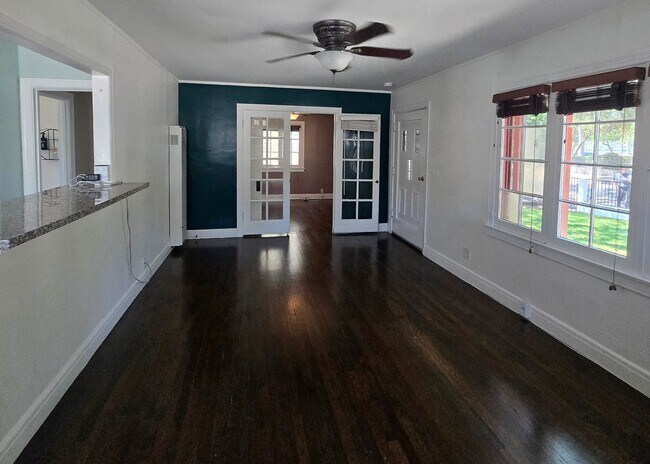 Building Photo - 1692 N Marengo Ave