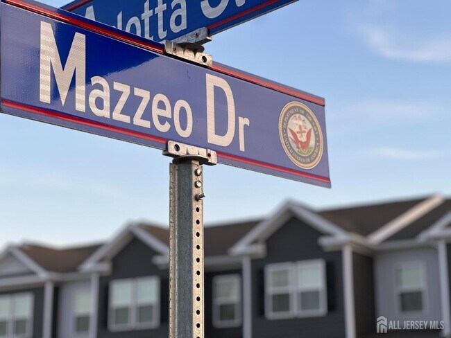 Building Photo - 309 Mazzeo Dr