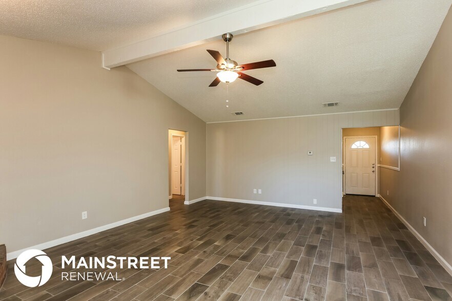 Building Photo - 6230 Hott Springs Dr