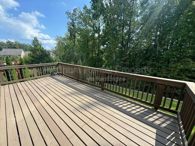 Building Photo - 3578 Strath Dr