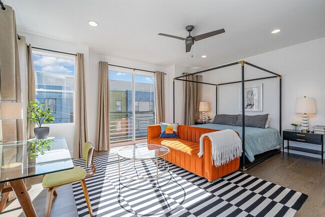 Building Photo - 1659 Duckworth Ave